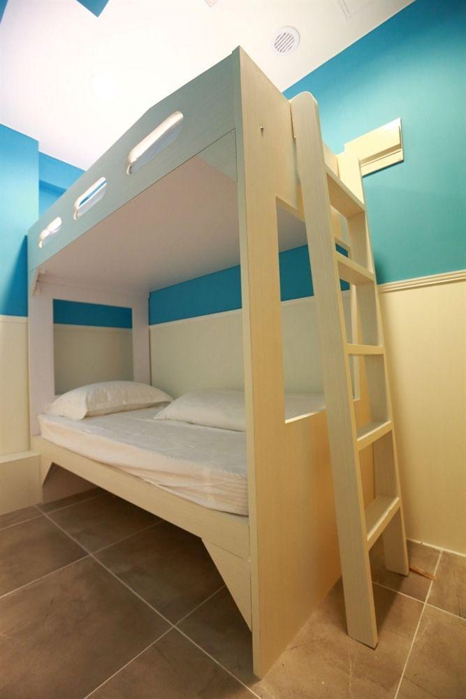 Colorz Hostel Hong Kong Exterior foto